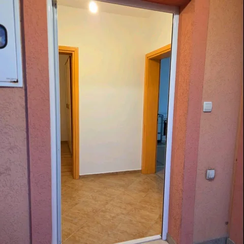 IZDAJE SE JEDNOSOBAN STAN – DONJA GORICA, PODGORICA - slika 2