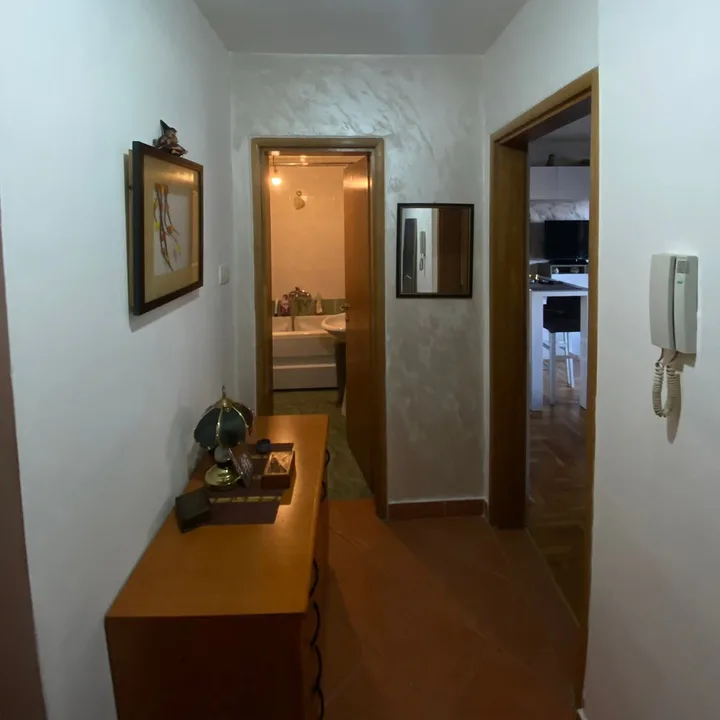 🏡 Izdaje se garsonjera *** 📍 Kod Krivog mosta - slika 4