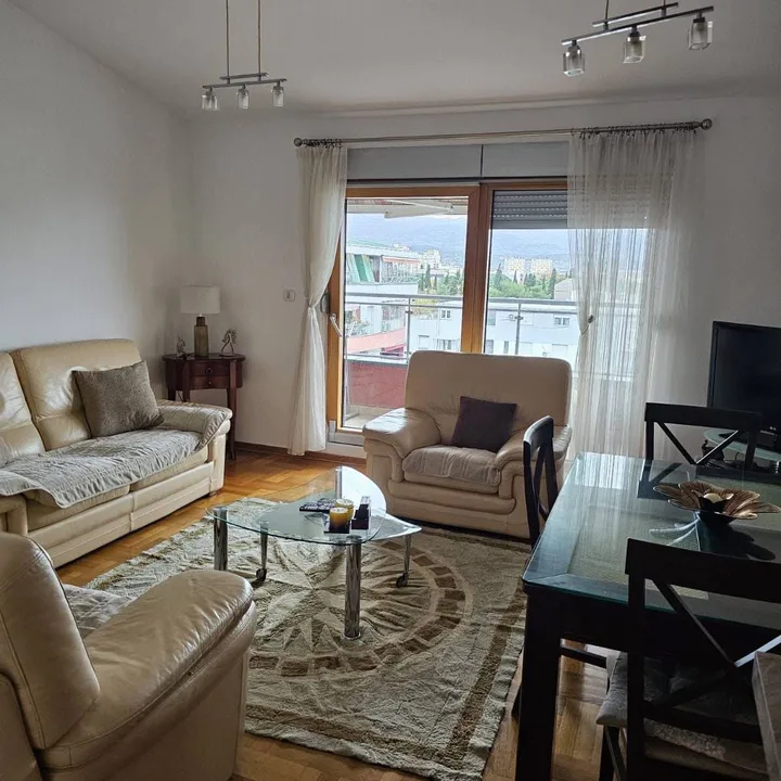 🏡 Za izdavanje jednosoban stan u ulici Jovana Tomaševića – preko puta stare zgrade Vlade! *** - slika 4