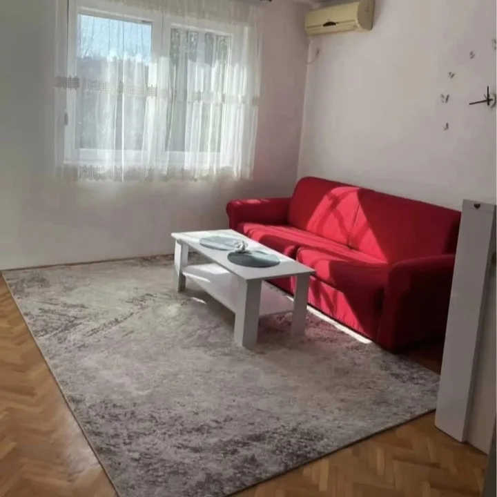 Izdaje se namješten jednosoban stan na Draču – Podgorica - slika 2
