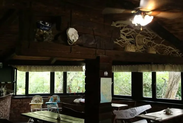 🇲🇪 🏨 MINI HOTEL SA RESTORANOM, BAZENIMA I VELIKIM PLACEM U PETROVCU – 2 KM OD MORA! [] - slika 9