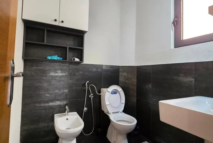 PRODAJE SE KUĆA U MIRNOM DIJELU KARABUŠKOG POLJA – TUZI ••• - slika 11