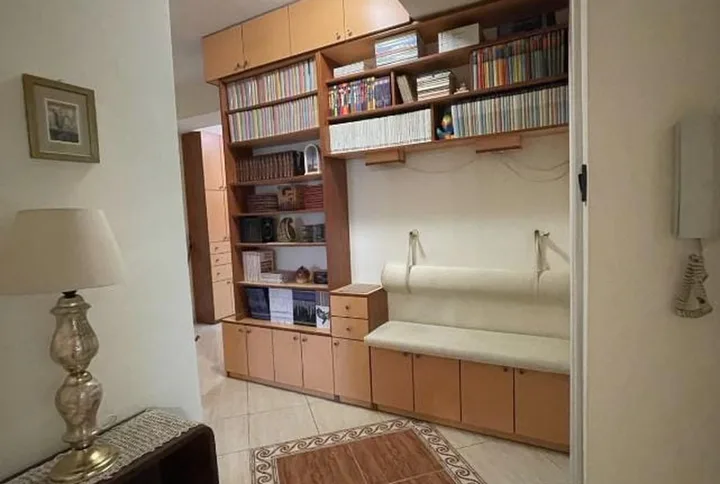 🇲🇪🏢 IZDAJE SE NAMJEŠTEN DVOSOBAN STAN – CENTAR PODGORICE - slika 5